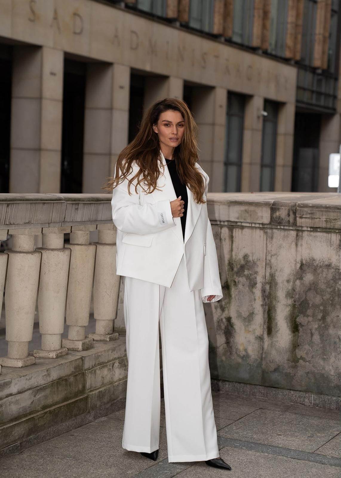 BIAŁE SPODNIE BELLUCI STREETSTYLE